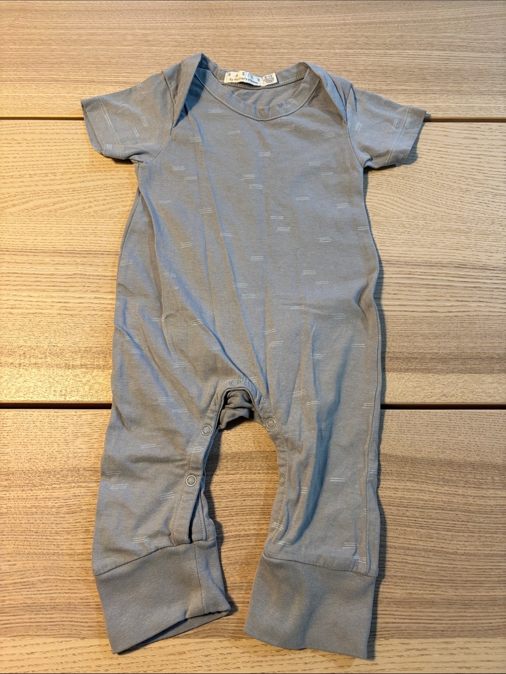 Light Grey Short-Sleeve Baby One-Piece Bodysuit